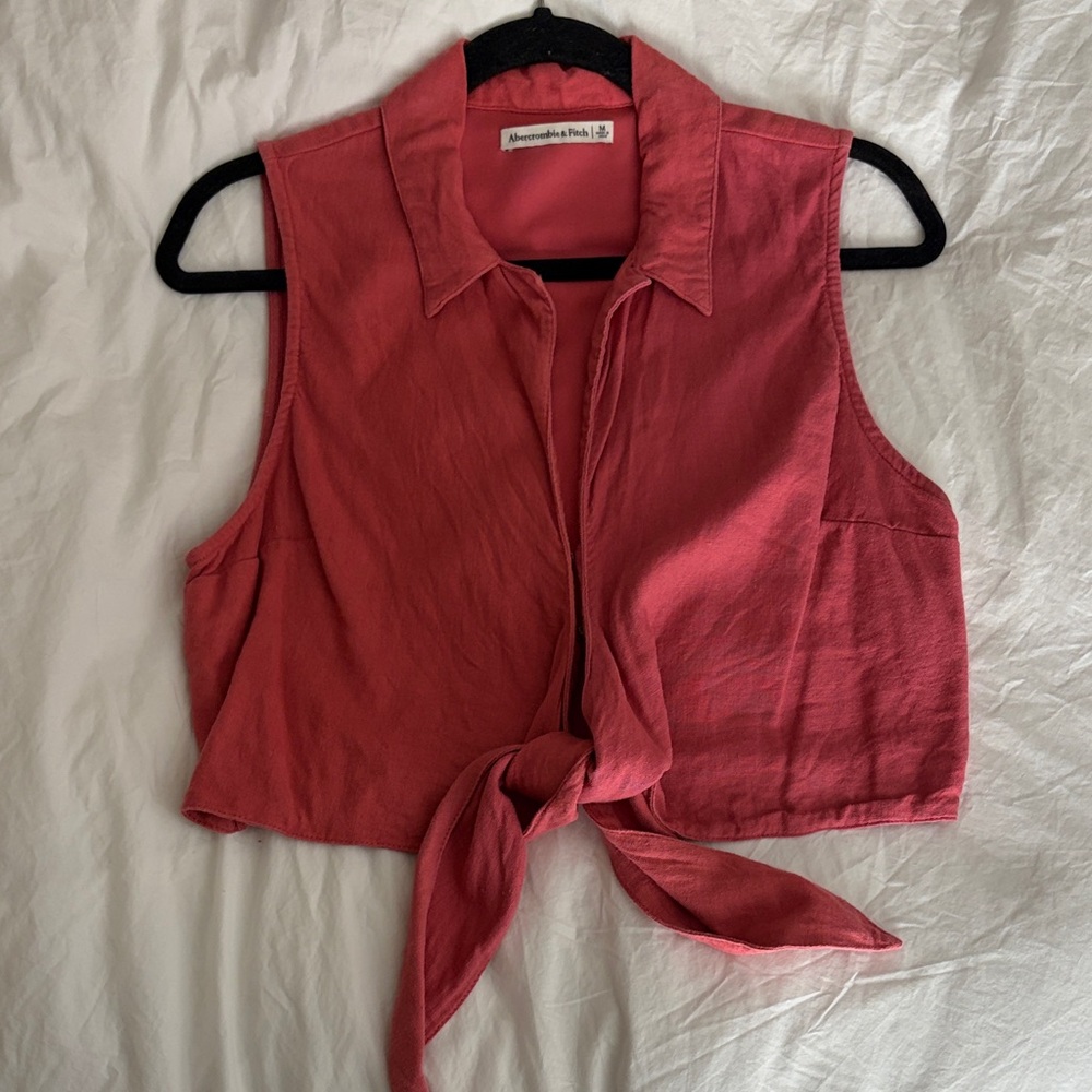Abercrombie & Fitch Red Sleeveless Tie-Front Blouse